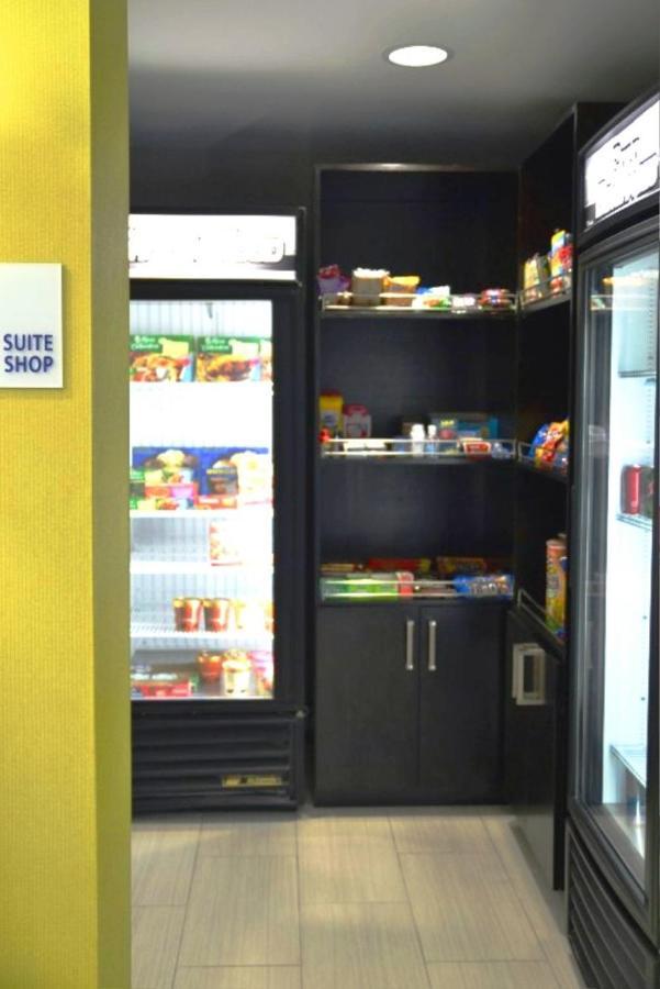 杰克逊市中心快捷假日酒店及套房 - 罗马斗兽场 外观 照片